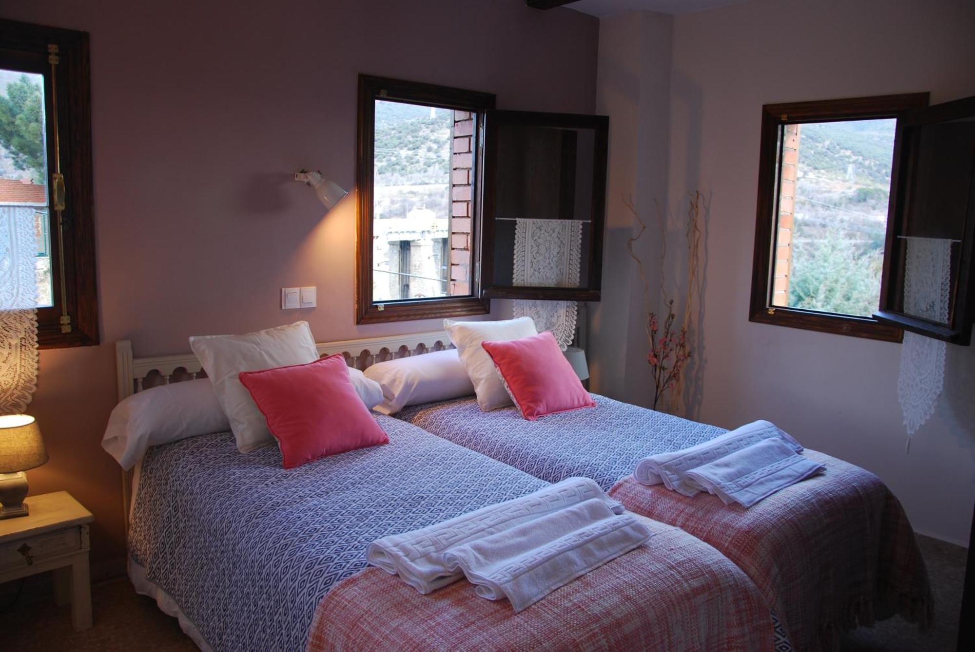 Hotel Rural Don Burguillo El Tiemblo Ngoại thất bức ảnh
